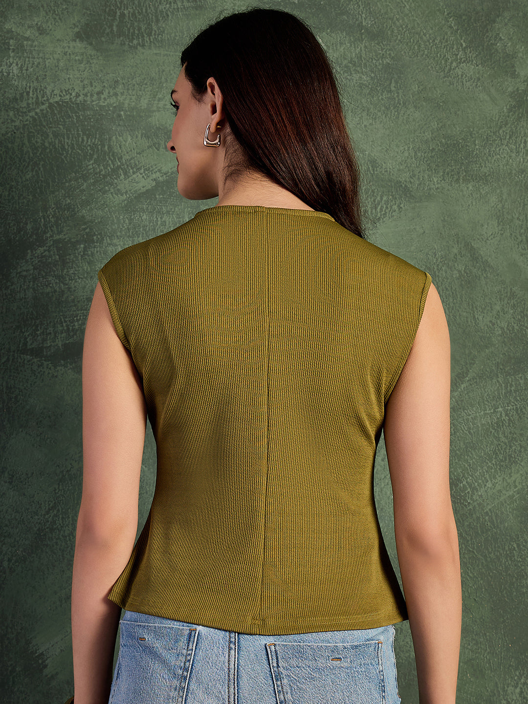 Stretchable Ribbed V-Neck Waistcoat