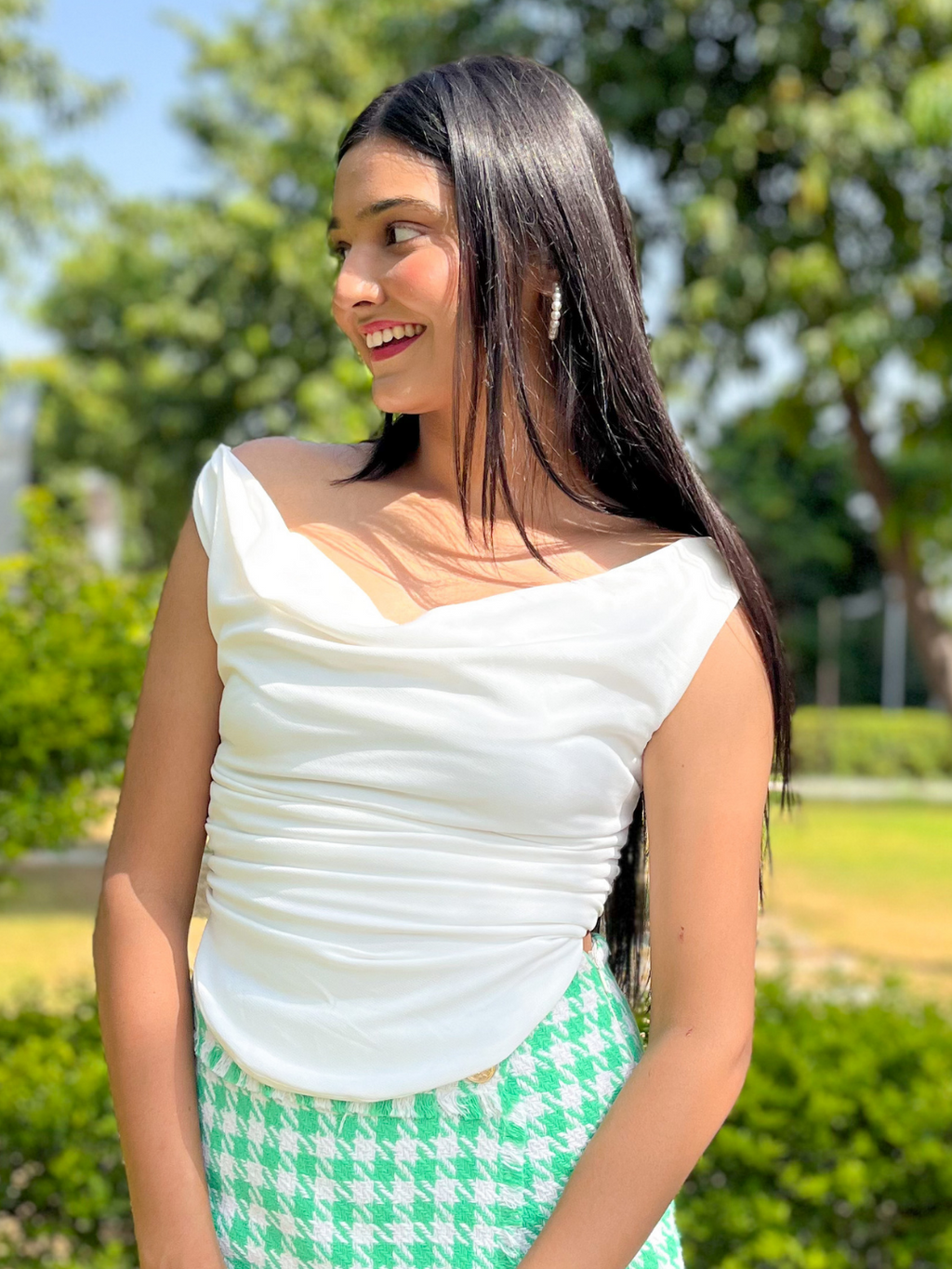 Stretchable Draped Crop Top